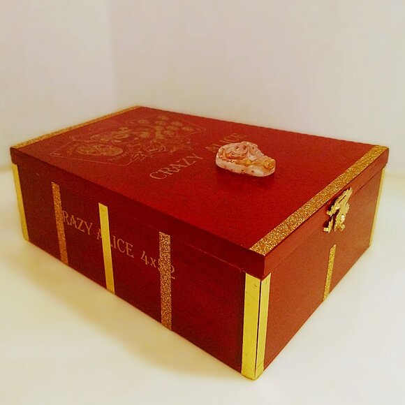 Suenos de Saundra Upcycled EXTREMELY RARE Crazy Alice, Cigar Box, ARTFUL STORAGE - Picture 7 of 12